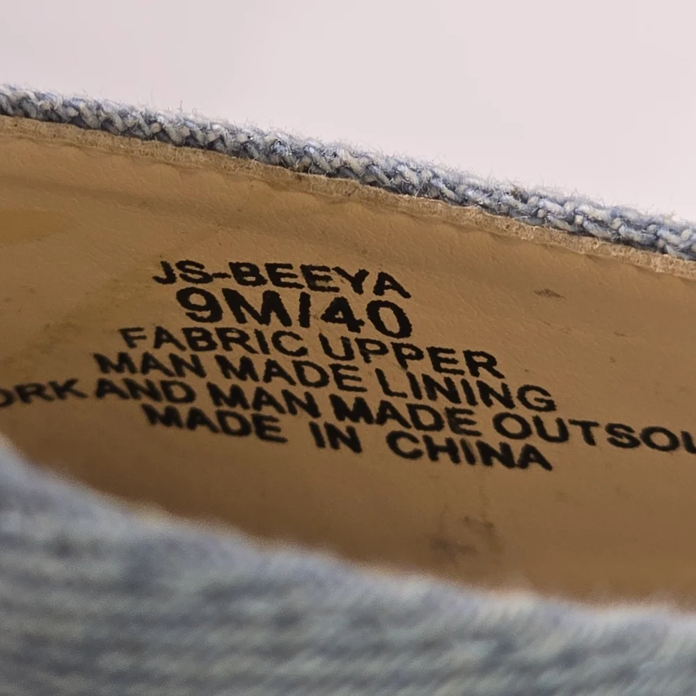 NWOT Jessica Simpson Beeya Light Denim Platform Sandals